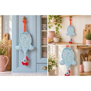 Dispenser organizador de bolsas gallina Etelvina Pijama Party Celeste en uso en la cocina